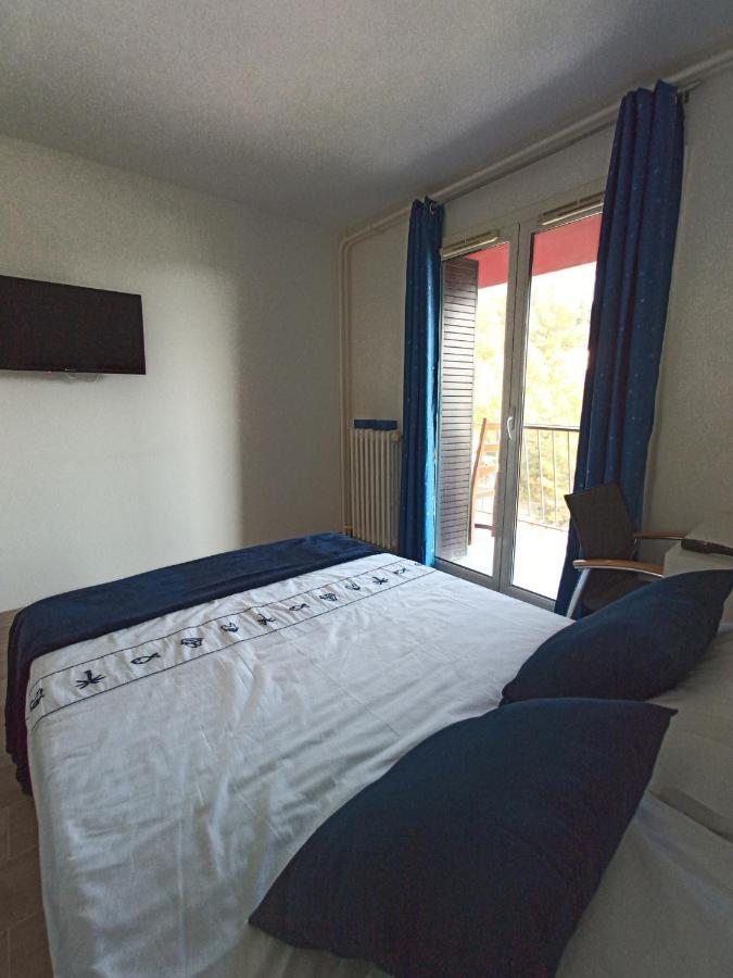 Private Room In Renovated Apartment - Tram 1 Min Walk Nice Extérieur photo