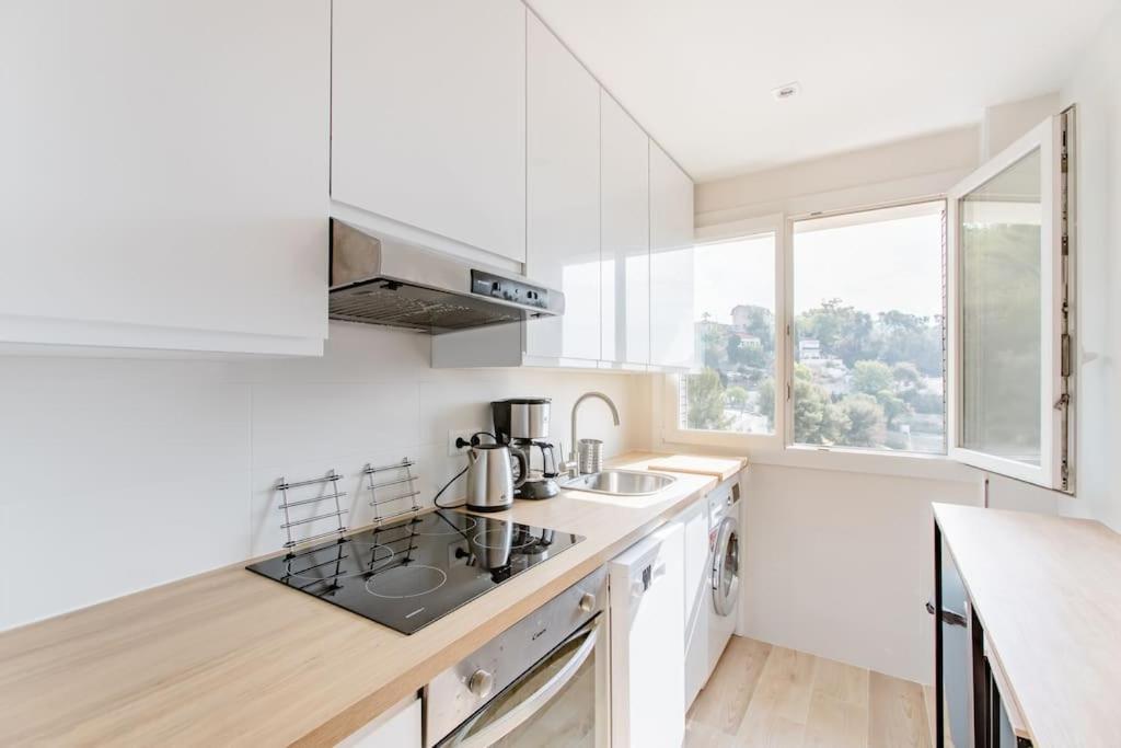Private Room In Renovated Apartment - Tram 1 Min Walk Nice Extérieur photo